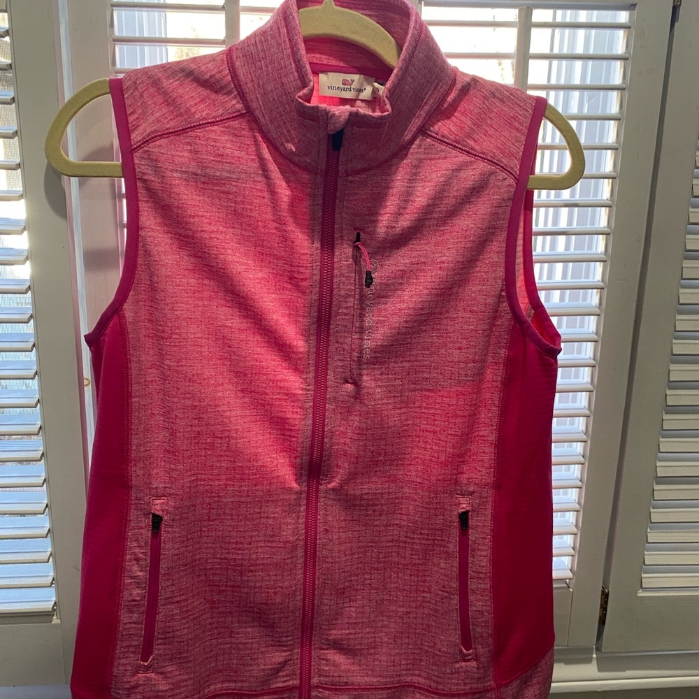 Bright Pink Vineyard Vines Sport Vest - ladies S